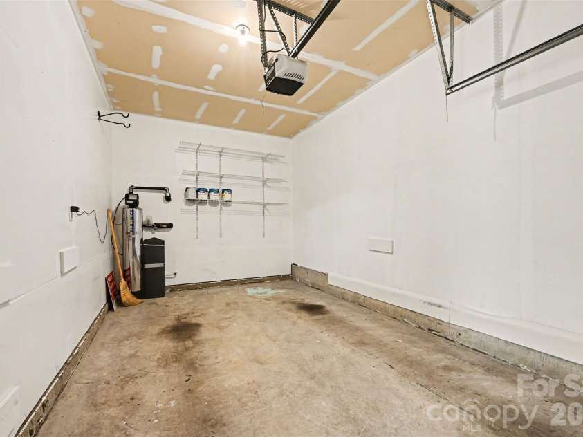 158 Snead Road, Fort Mill, SC 29715.  MLS# CAR4358200, YatesRealty ID 5625. 