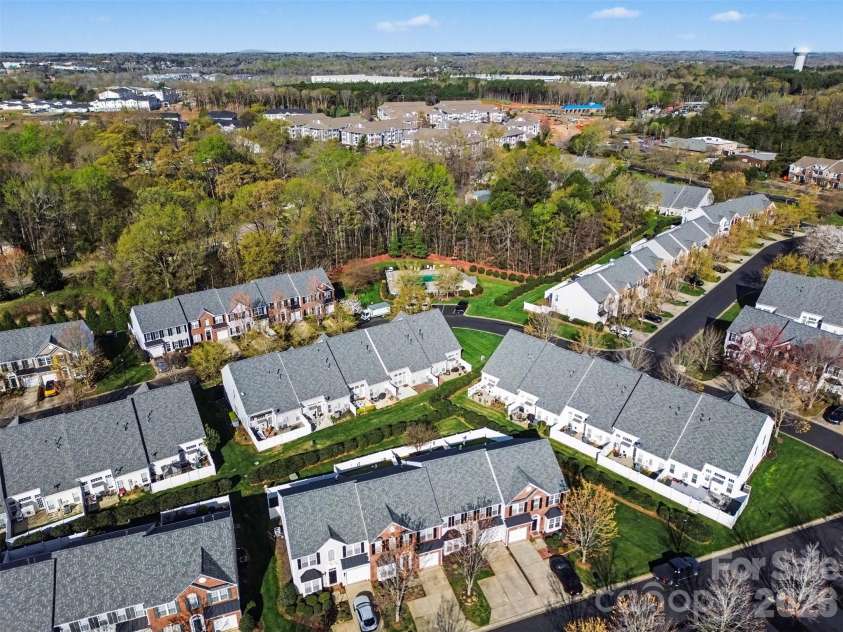 158 Snead Road, Fort Mill, SC 29715.  MLS# CAR4358200, YatesRealty ID 5625. 