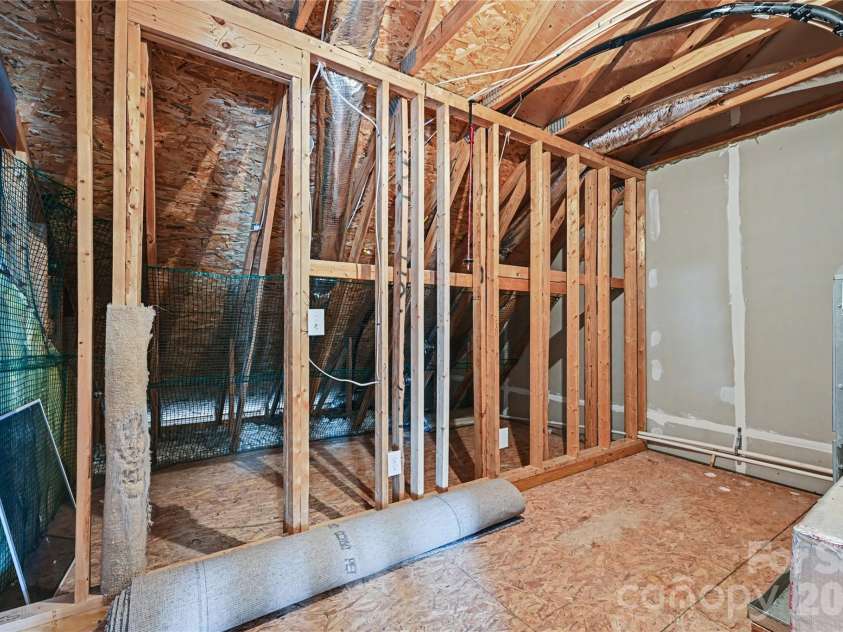 158 Snead Road, Fort Mill, SC 29715.  MLS# CAR4358200, YatesRealty ID 5625. Additional storage space