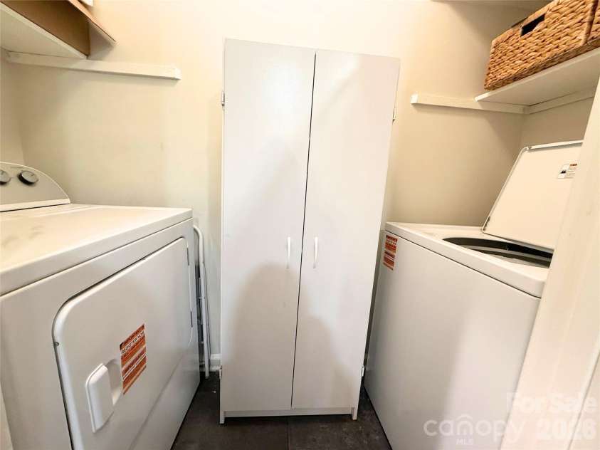 4918 Sardis Road, Charlotte, NC 28270.  MLS# CAR4433879, YatesRealty ID 56250. Laundry/Pantry