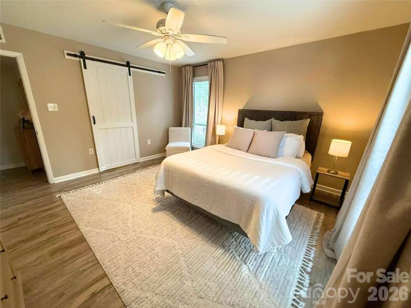 4918 Sardis Road, Charlotte, NC 28270.  MLS# CAR4433879, YatesRealty ID 56250. Primary BR