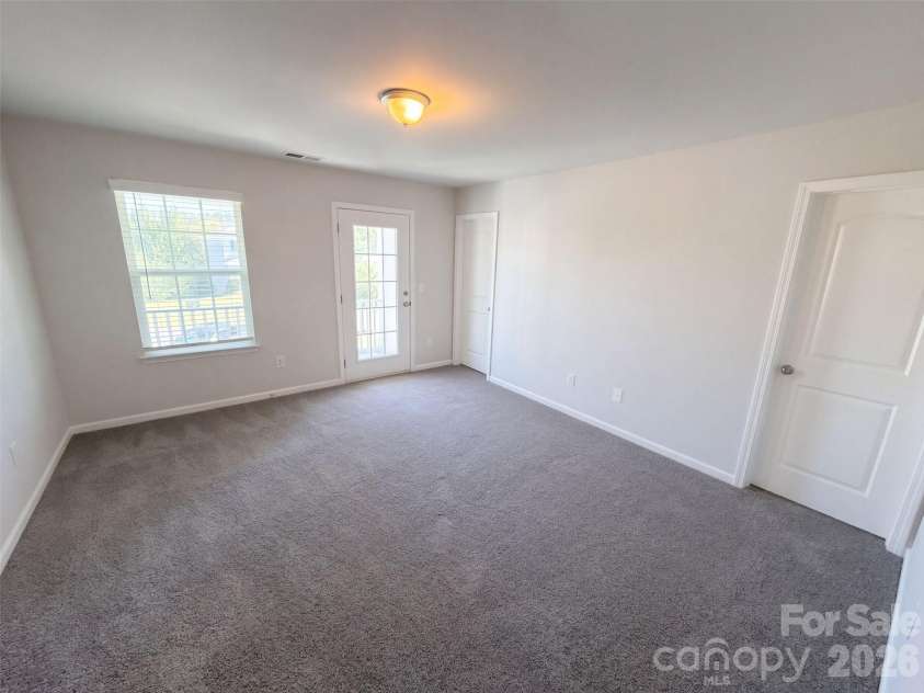6219 Shumard Oak Way, Fort Mill, SC 29707.  MLS# CAR4433935, YatesRealty ID 56254. 