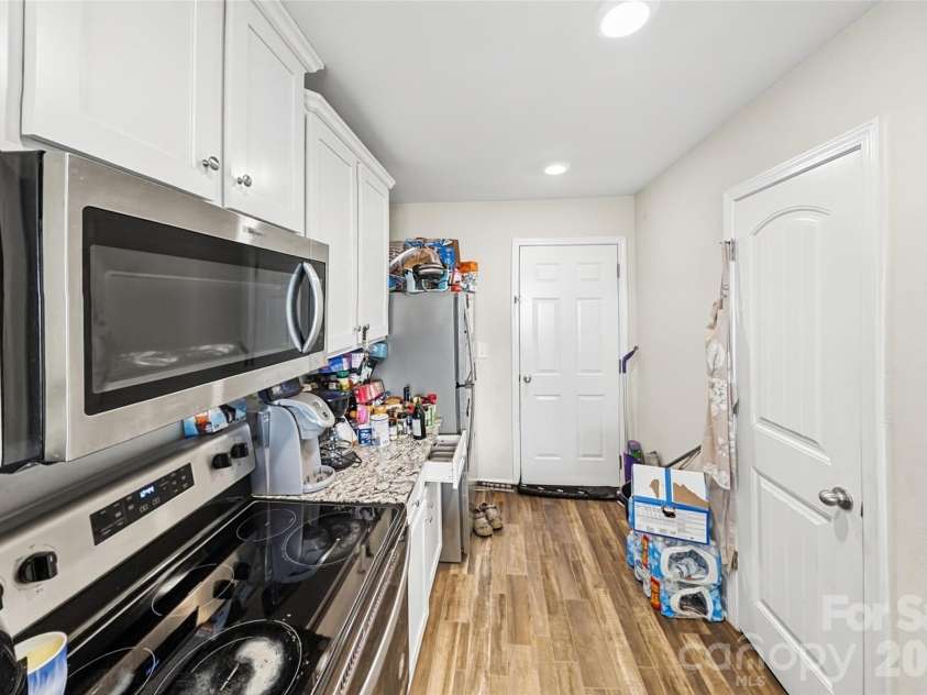 1330 Standing Oak Drive, Salisbury, NC 28146.  MLS# CAR4433766, YatesRealty ID 56255. 