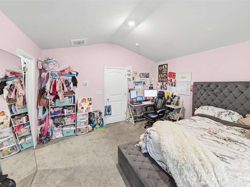 1330 Standing Oak Drive, Salisbury, NC 28146.  MLS# CAR4433766, YatesRealty ID 56255. 