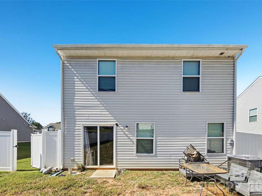 1330 Standing Oak Drive, Salisbury, NC 28146.  MLS# CAR4433766, YatesRealty ID 56255. 