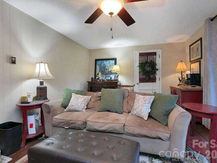 2377 Connestee Trail, Brevard, NC 28712.  MLS# CAR4431214, YatesRealty ID 56257. Sitting Room