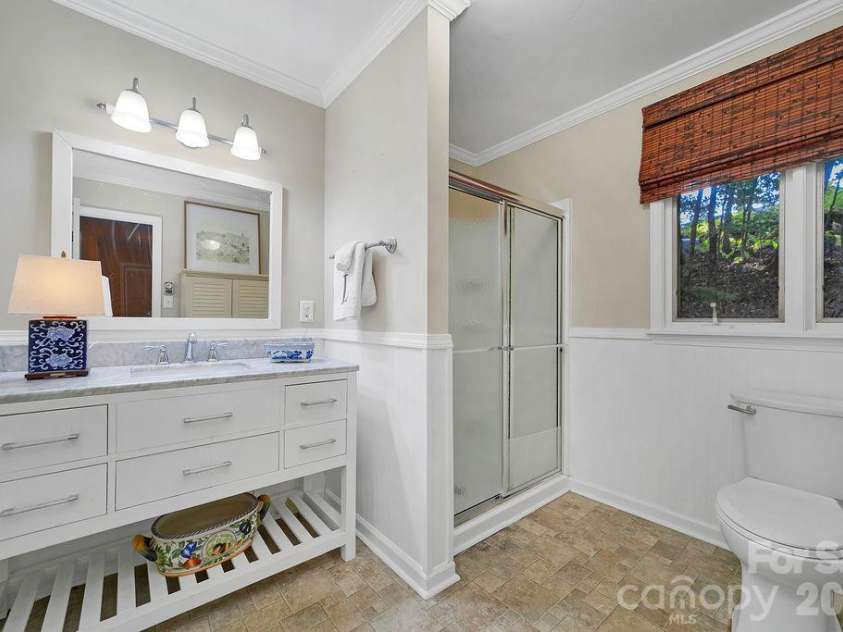 2377 Connestee Trail, Brevard, NC 28712.  MLS# CAR4431214, YatesRealty ID 56257. Updated Primary Bath
