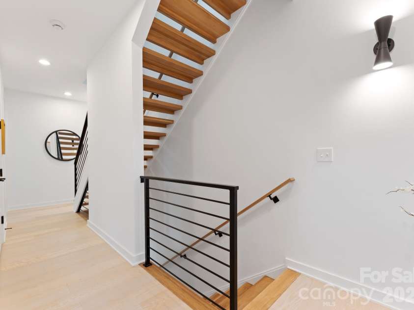412 State Street, Charlotte, NC 28208.  MLS# CAR4273285, YatesRealty ID 5626. 