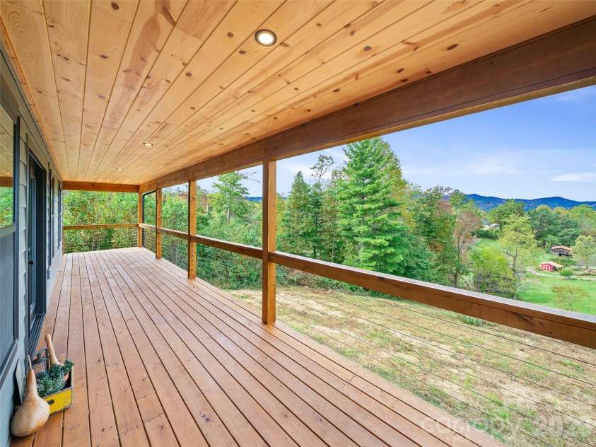 110 Shangrila Trail, Spruce Pine, NC 28777.  MLS# CAR4433983, YatesRealty ID 56263. 