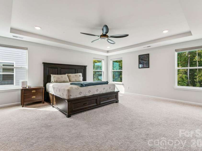 8704 Frank Grier Road, Charlotte, NC 28215.  MLS# CAR4433413, YatesRealty ID 56267. Primary bedroom