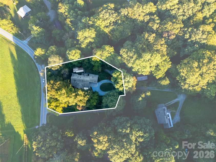 4392 Island Ford Road, Brevard, NC 28712.  MLS# CAR4425014, YatesRealty ID 56269. 