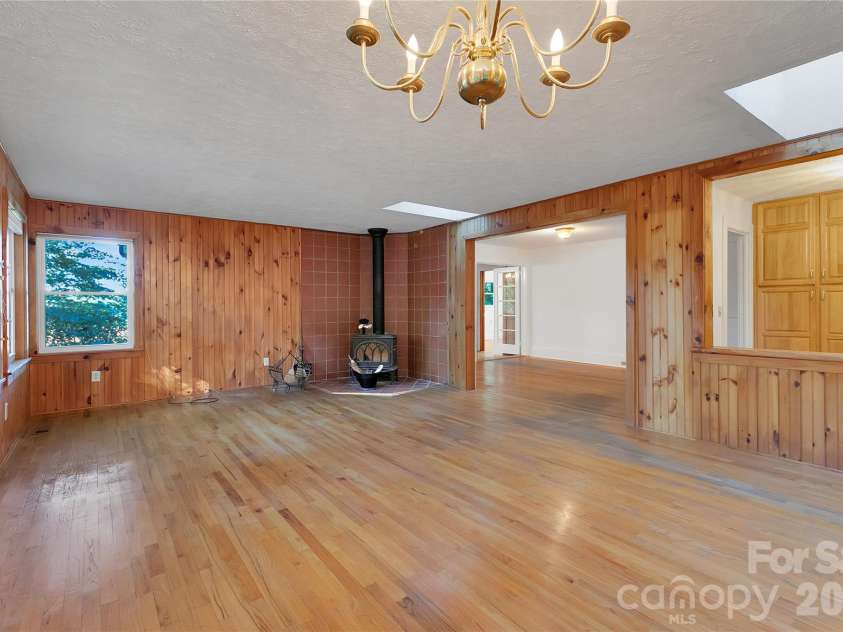 4392 Island Ford Road, Brevard, NC 28712.  MLS# CAR4425014, YatesRealty ID 56269. 