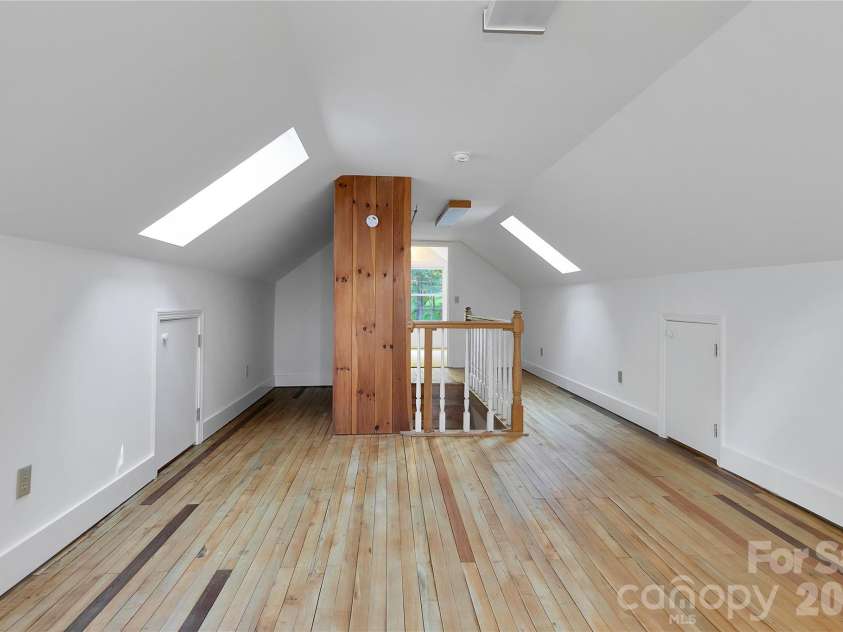 4392 Island Ford Road, Brevard, NC 28712.  MLS# CAR4425014, YatesRealty ID 56269. 