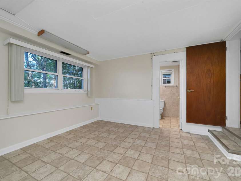 4392 Island Ford Road, Brevard, NC 28712.  MLS# CAR4425014, YatesRealty ID 56269. 
