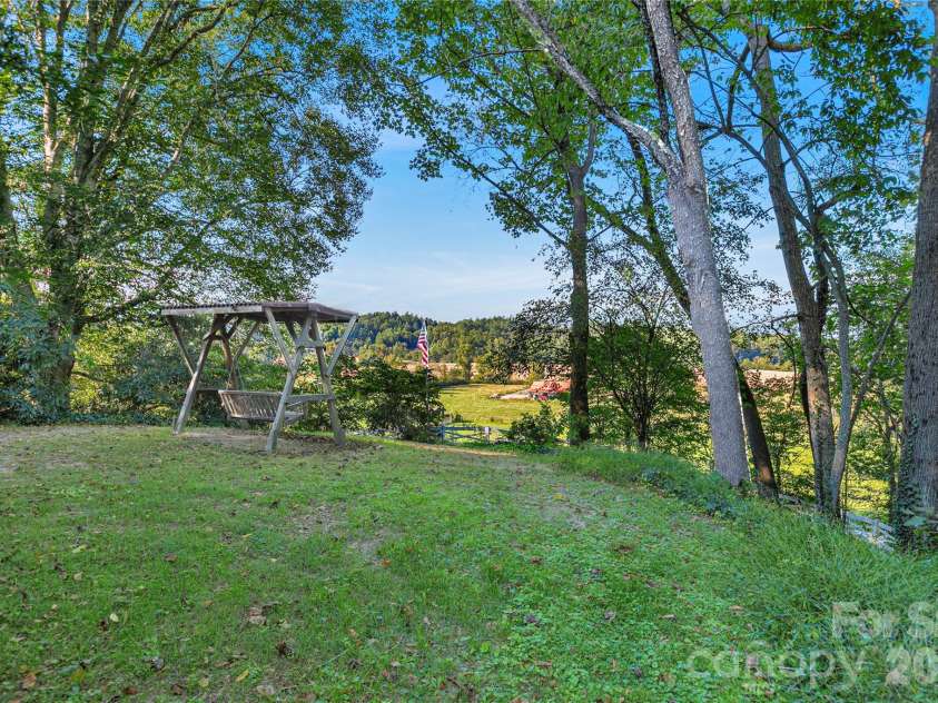 4392 Island Ford Road, Brevard, NC 28712.  MLS# CAR4425014, YatesRealty ID 56269. 