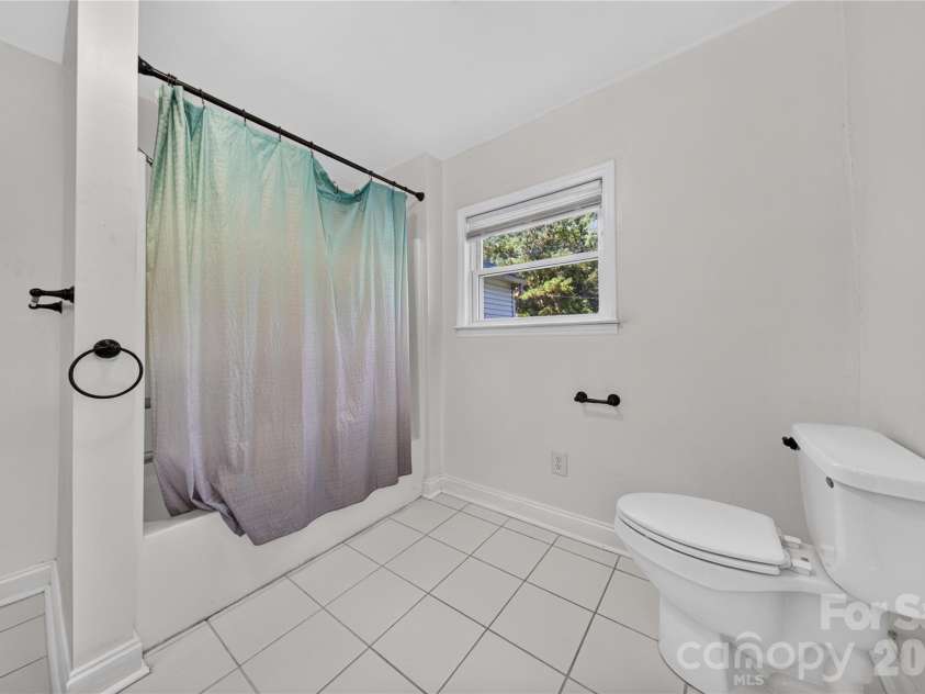 7572 Charlotte Highway, Indian Land, SC 29707.  MLS# CAR4430507, YatesRealty ID 56272. Bathroom