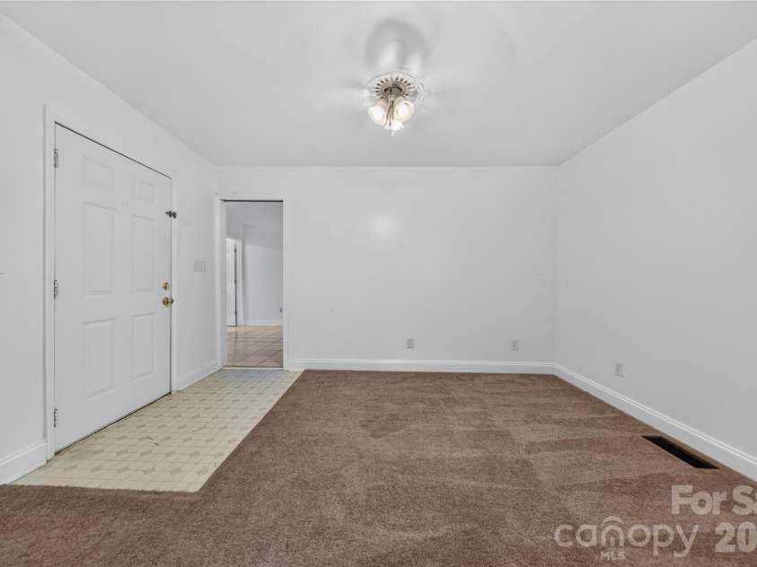 7572 Charlotte Highway, Indian Land, SC 29707.  MLS# CAR4430507, YatesRealty ID 56272. Flex Space