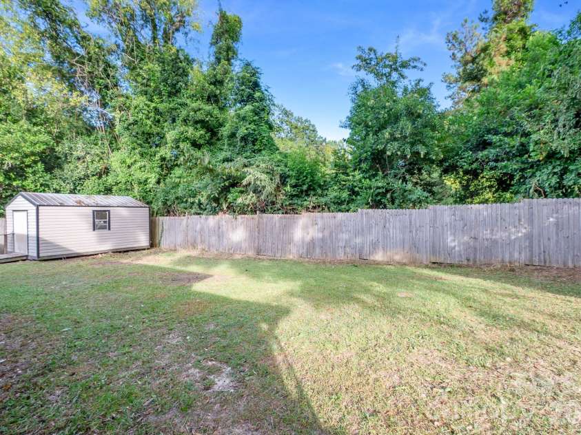 304 Sumter Street, Kershaw, SC 29067.  MLS# CAR4434014, YatesRealty ID 56273. 