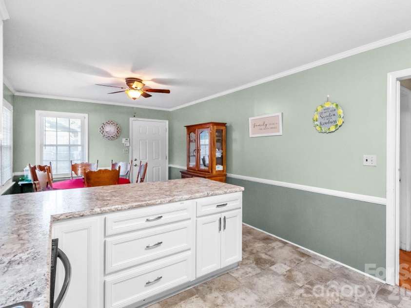 304 Sumter Street, Kershaw, SC 29067.  MLS# CAR4434014, YatesRealty ID 56273. 