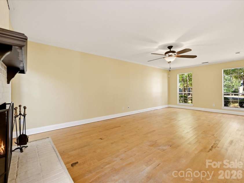 8614 Golf Ridge Drive, Charlotte, NC 28277.  MLS# CAR4431781, YatesRealty ID 56274. 