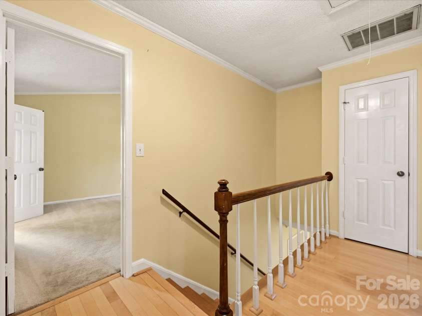 8614 Golf Ridge Drive, Charlotte, NC 28277.  MLS# CAR4431781, YatesRealty ID 56274. 