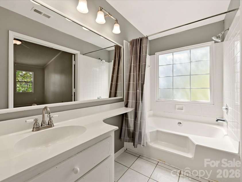 8614 Golf Ridge Drive, Charlotte, NC 28277.  MLS# CAR4431781, YatesRealty ID 56274. 