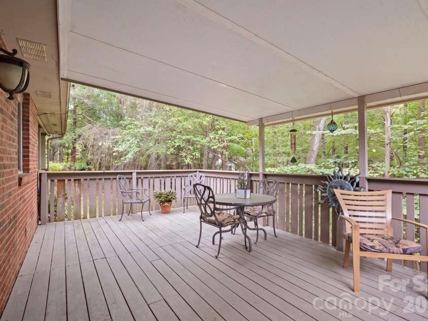 33 & 34 Grandview Court, Asheville, NC 28806.  MLS# CAR4432507, YatesRealty ID 56278. 