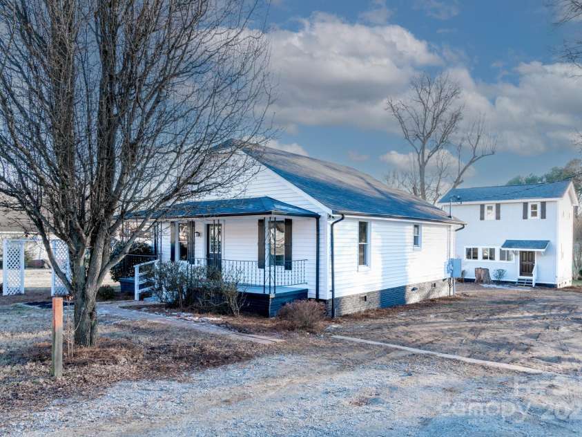 320 Brown Road, China Grove, NC 28023.  MLS# CAR4211226, YatesRealty ID 5628. 