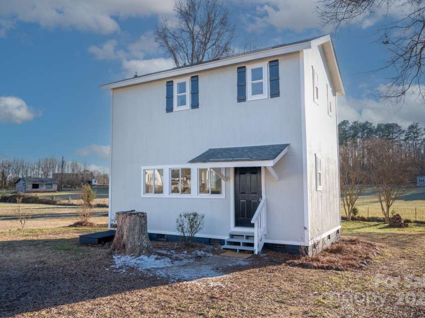 320 Brown Road, China Grove, NC 28023.  MLS# CAR4211226, YatesRealty ID 5628. 