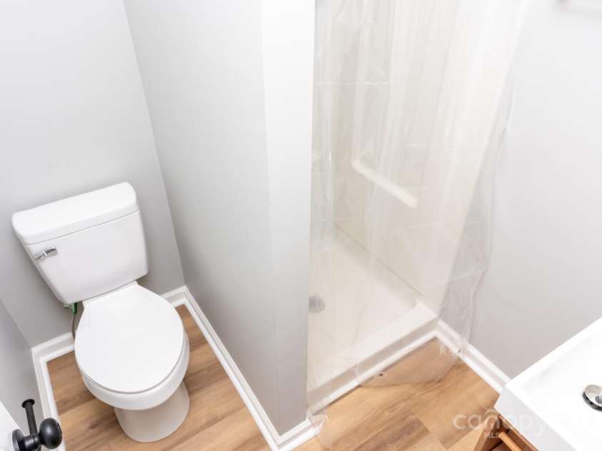 320 Brown Road, China Grove, NC 28023.  MLS# CAR4211226, YatesRealty ID 5628. Front House Bath 2