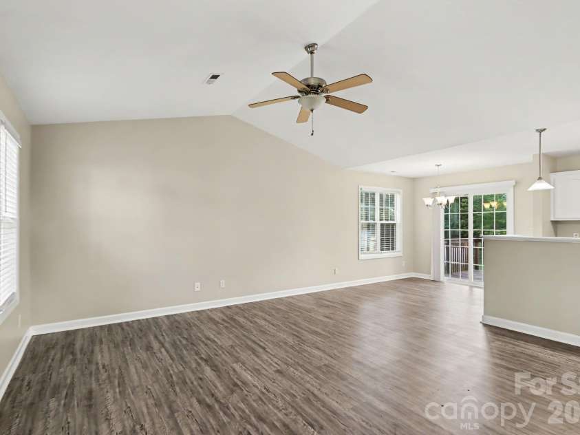 1488 Ontario Drive, Kannapolis, NC 28083.  MLS# CAR4433088, YatesRealty ID 56281. 
