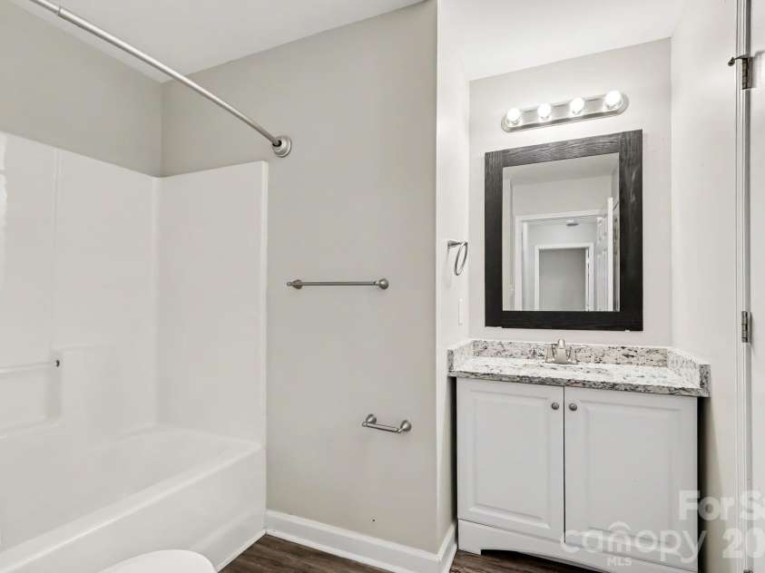 1488 Ontario Drive, Kannapolis, NC 28083.  MLS# CAR4433088, YatesRealty ID 56281. 