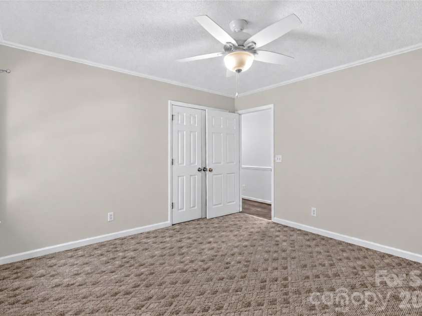 2154 Mohawk Drive, Camden, SC 29020.  MLS# CAR4434047, YatesRealty ID 56284. 