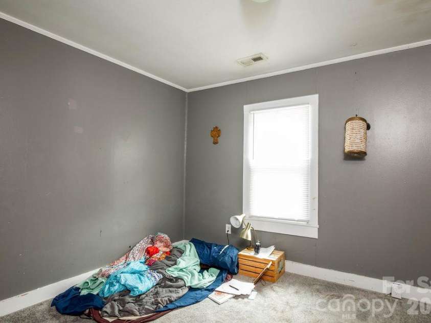 306 1st Street, Lexington, NC 27292.  MLS# CAR4434048, YatesRealty ID 56286. Unit 306