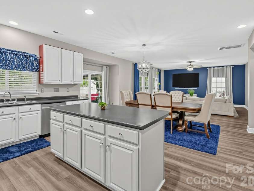 210 Lylic Woods Drive, Fort Mill, SC 29715.  MLS# CAR4432984, YatesRealty ID 56289. 