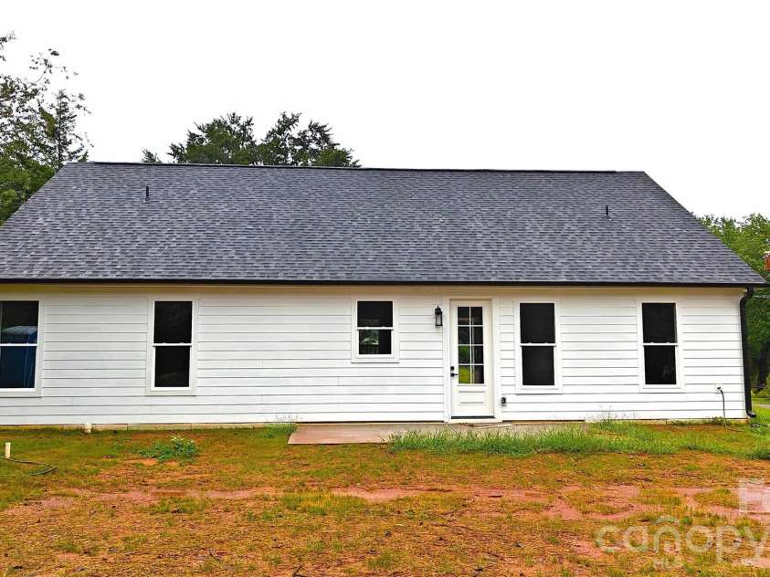 1848 Tin Mine Road, Lincolnton, NC 28092.  MLS# CAR4433975, YatesRealty ID 56291. 