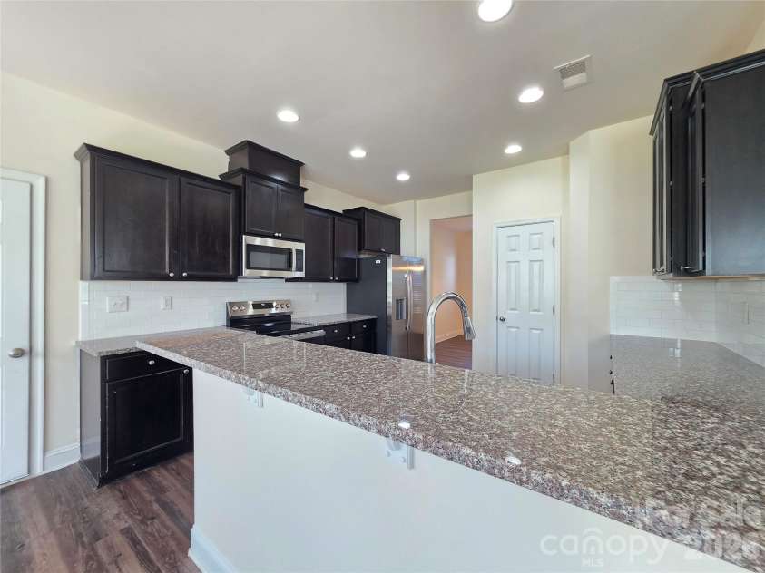 104 Sassafras Road, Mooresville, NC 28115.  MLS# CAR4433353, YatesRealty ID 56292. 