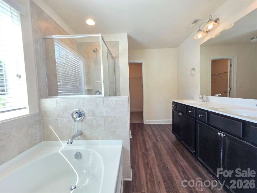 104 Sassafras Road, Mooresville, NC 28115.  MLS# CAR4433353, YatesRealty ID 56292. 