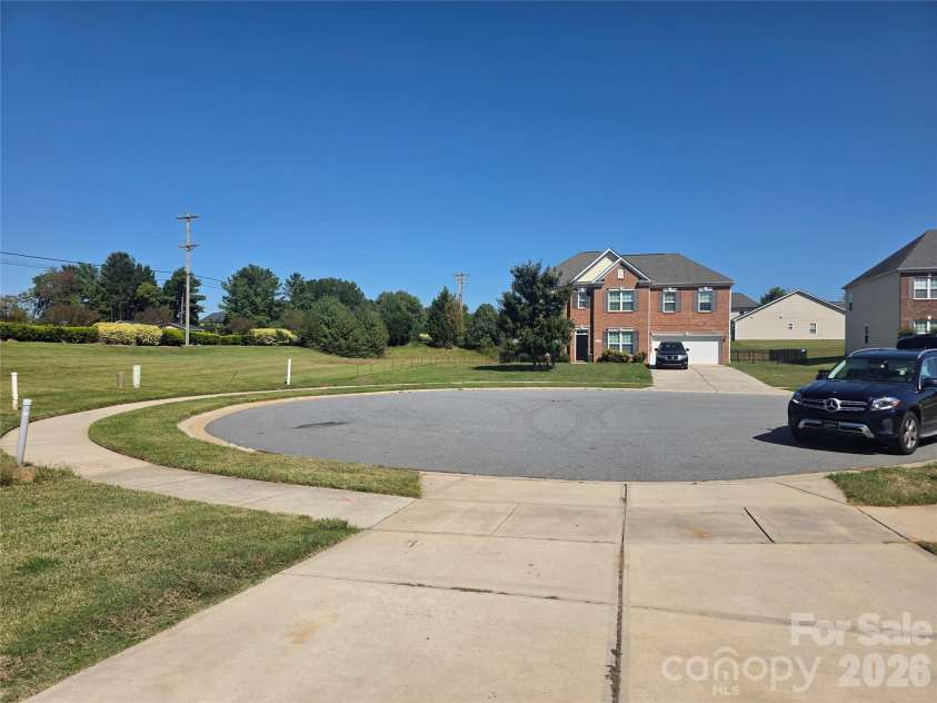 104 Sassafras Road, Mooresville, NC 28115.  MLS# CAR4433353, YatesRealty ID 56292. 