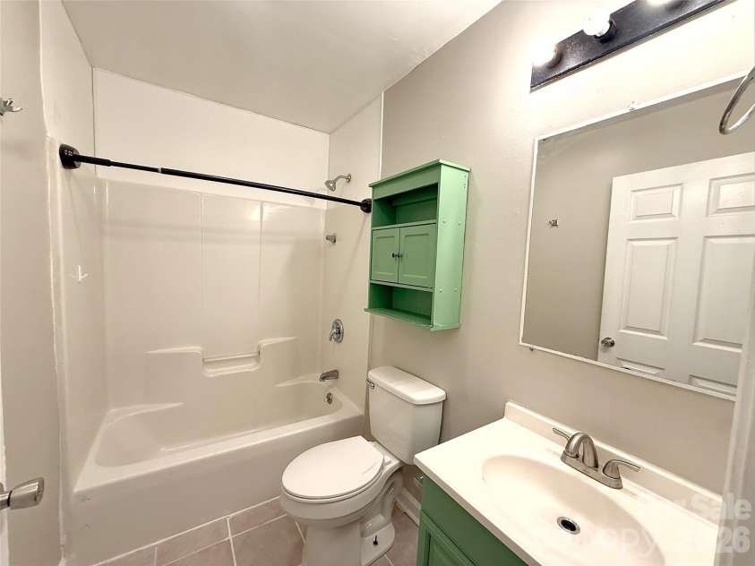 409 Skyline Drive, Salisbury, NC 28146.  MLS# CAR4433927, YatesRealty ID 56294. 
