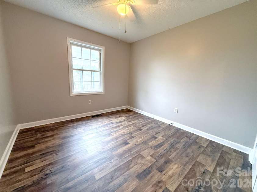 409 Skyline Drive, Salisbury, NC 28146.  MLS# CAR4433927, YatesRealty ID 56294. 