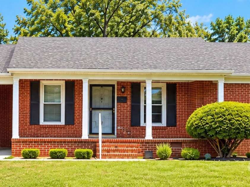 612 Martin Luther King Jr Avenue, Salisbury, NC 28144.  MLS# CAR4434091, YatesRealty ID 56295. 