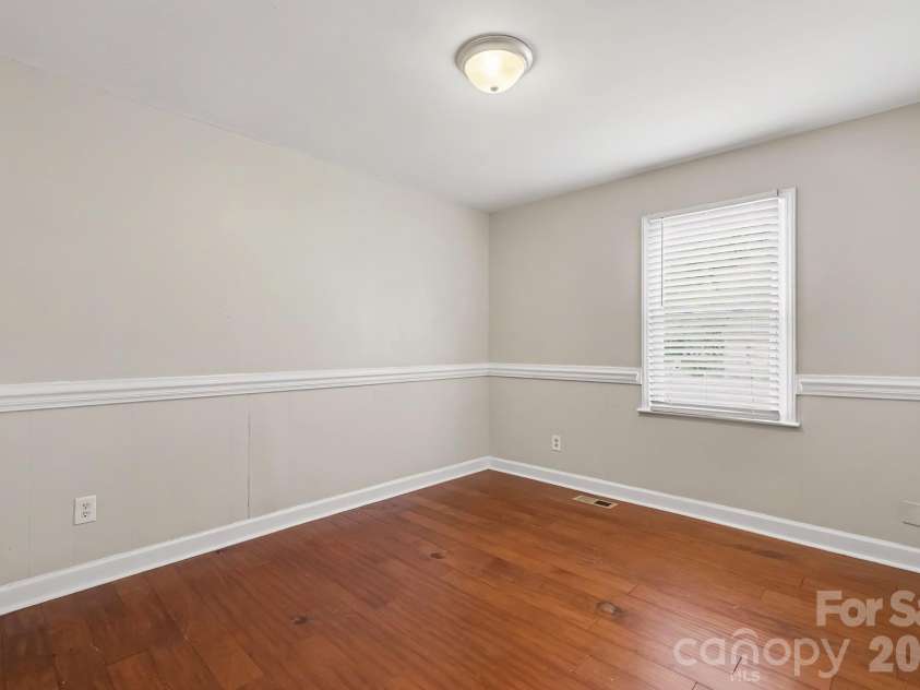 3108 Rosehill Drive, Charlotte, NC 28212.  MLS# CAR4432213, YatesRealty ID 56296. 