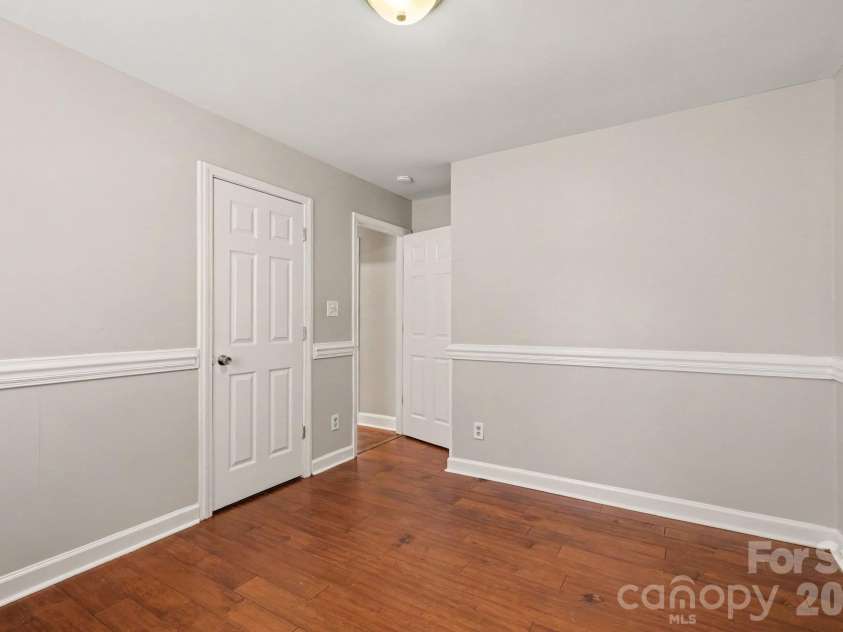 3108 Rosehill Drive, Charlotte, NC 28212.  MLS# CAR4432213, YatesRealty ID 56296. 