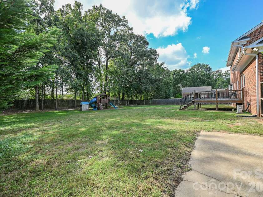 120 Brightland Run, Monroe, NC 28110.  MLS# CAR4433820, YatesRealty ID 56298. 