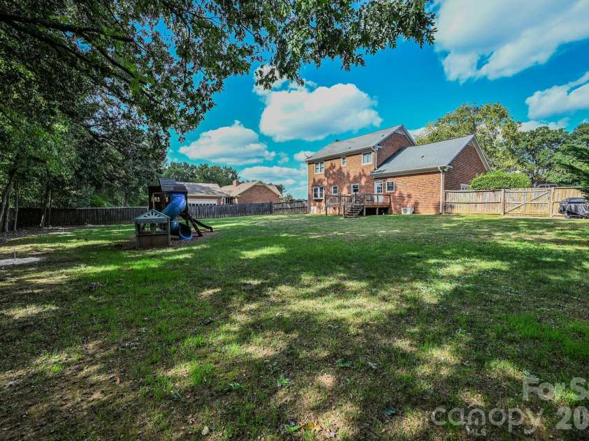 120 Brightland Run, Monroe, NC 28110.  MLS# CAR4433820, YatesRealty ID 56298. 