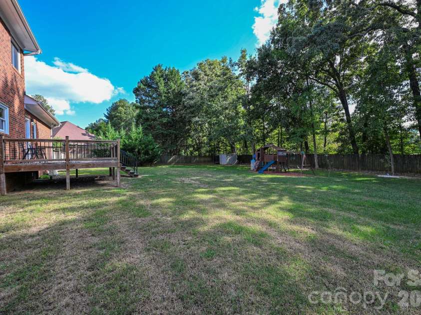 120 Brightland Run, Monroe, NC 28110.  MLS# CAR4433820, YatesRealty ID 56298. 