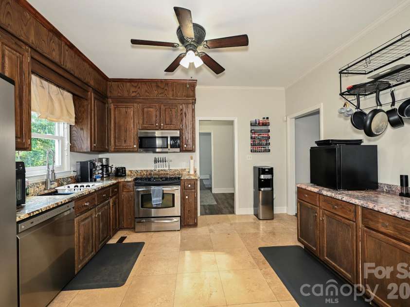 120 Brightland Run, Monroe, NC 28110.  MLS# CAR4433820, YatesRealty ID 56298. 