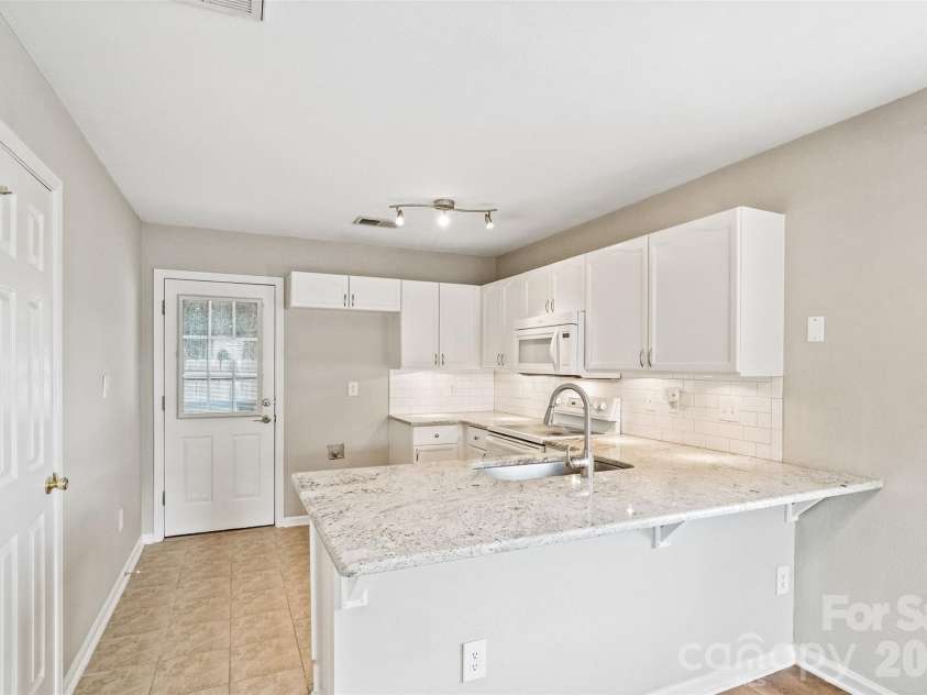 2139 Pavillion Court, Rock Hill, SC 29732.  MLS# CAR4354127, YatesRealty ID 5630. 