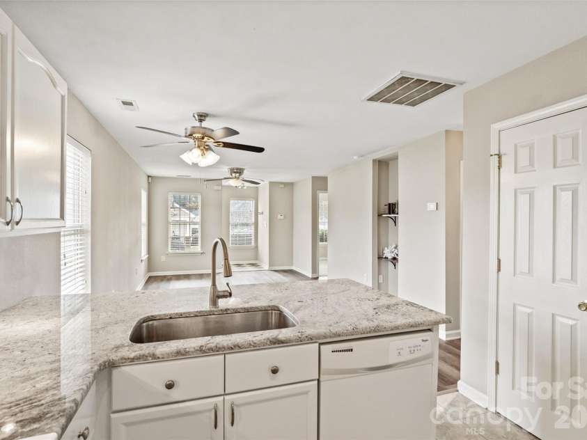 2139 Pavillion Court, Rock Hill, SC 29732.  MLS# CAR4354127, YatesRealty ID 5630. 